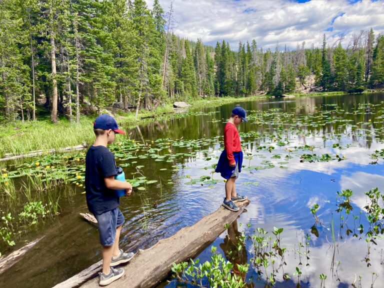 Soft travel hiking around Bear Lake